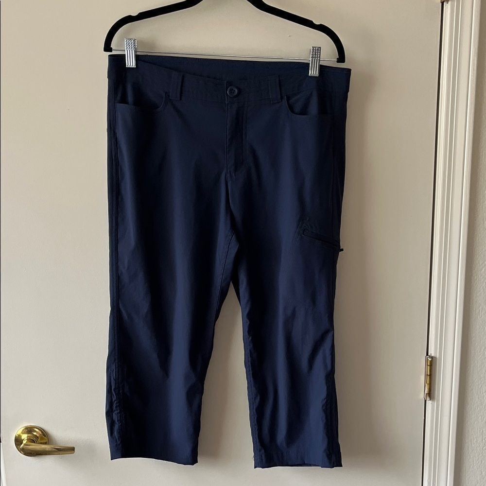 Eddie Bauer Bottom Capri pants Size 10 GUC